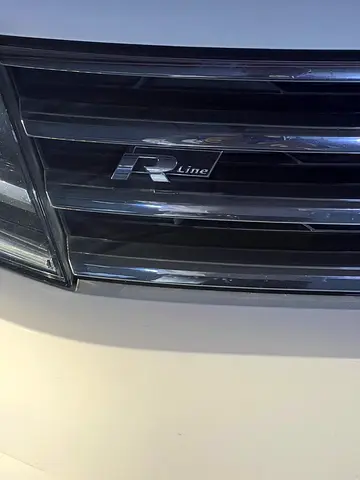 2018 Volkswagen TOUAREG — миниатюра 14