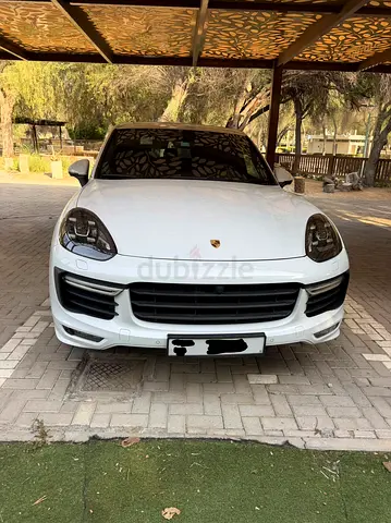 Porsche Cayenne GTS 2016 | GCC Specs | Pristine Condition