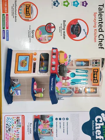Talented Chef Spraying Kitchen Playset - Full Accessories, Light & Sound