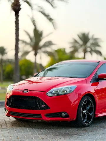 2013 FORD FOCUS 照片 6