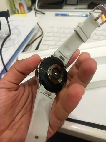 Galaxy 6 classic smartwatch with heart-rate sensor with TDRA on box proof