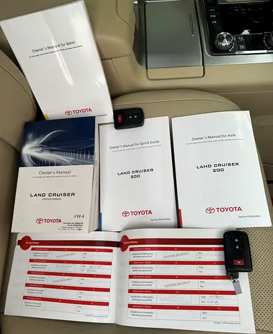 2017 Toyota LAND CRUISER 照片 6