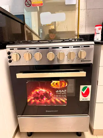 Westpoint Gas Cooker with 4 Burners and Oven