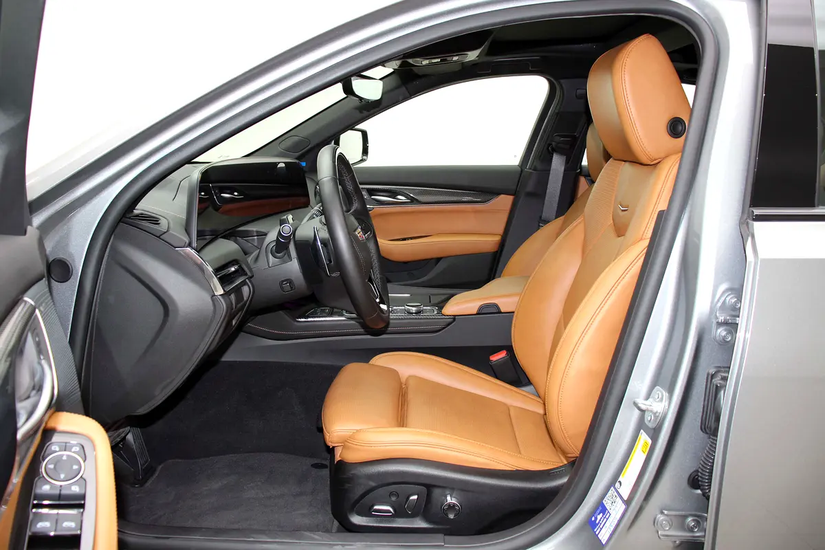 Cadillac CT5 2025