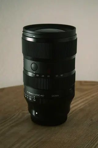 Sigma 24 70 lens