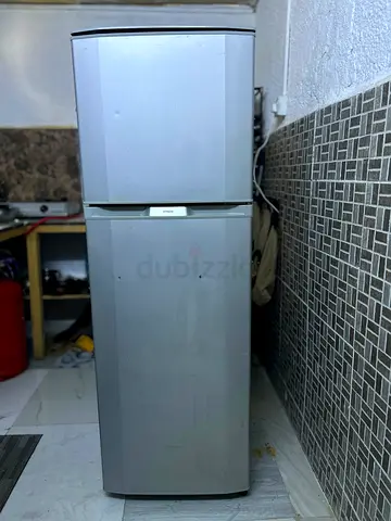 ثلاجة