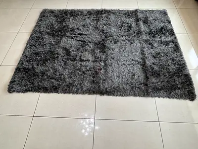 Soft Grey Shaggy Rug