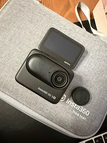 Insta360 GO 3S action camera with case and lens cap excellent