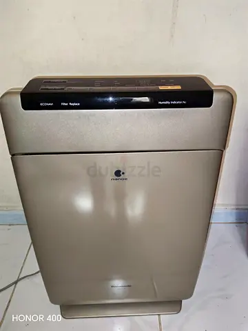 AIR PURIFIER HEPA  & DEHUMIDIFIER - Panasonic