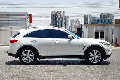 صورة 4 لـ 2019 Infiniti QX70