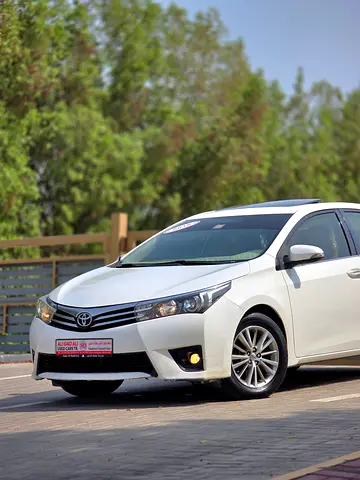 2015 Toyota COROLLA 照片 4