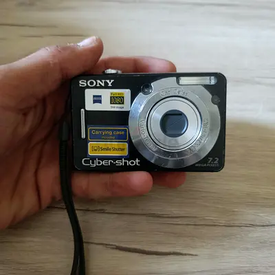 Sony cyber-shot DSC-W55 Compact Digital Camera with 3x Optical Zoom - Excellent Condition