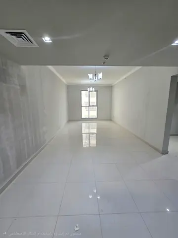 📍2-Bedroom Apartment for Annual Rent – Al Khan 🏡 2 Bedrooms + Living Room 🛏️ Master Bedrooms 🧹 Maid’s Room 🛁 3 Bathrooms