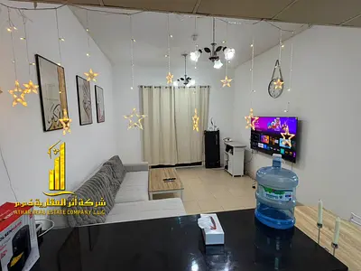 شقة غرفه وصالة ( 2 حمام ) مع بلكونه, الشقه مفروشه بالكامل فرش جديد راقي جدا بموقع مميز جدا شامله جميع الخدمات مع باركينج خاص
