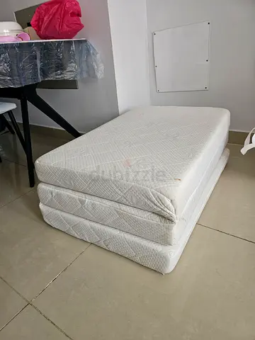 Comfortable Foldable Foam Mattress for Guests