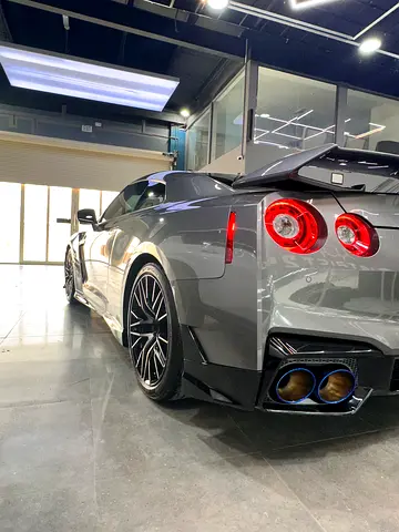 2024 Nissan GT-R — миниатюра 10
