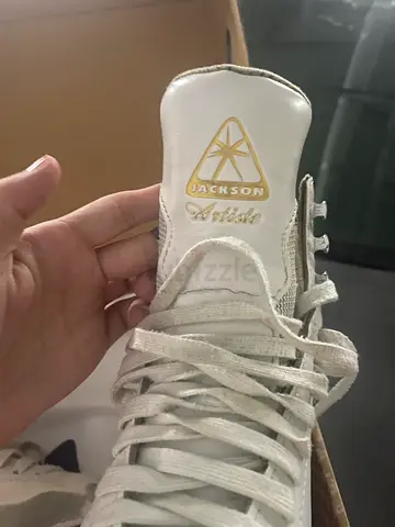 Jackson figure skates kids