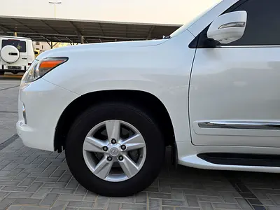 2014 Lexus LX-SERIES — миниатюра 19