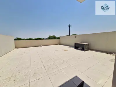 1BR with spacious terrace || Nearby Mall || Easy access to amenities