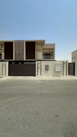 Villa with 3 Master Bedrooms