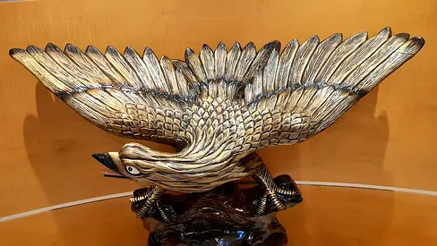 Large Wooden Eagle Sculpture (Recently polished) - 118cm
