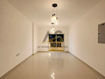 Upgraded 2bhk with Balcony Laundry Room Parking Prime location