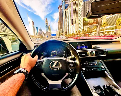 صورة 2 لـ 2017 Lexus IS-SERIES
