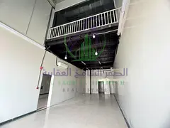 3,100 sqft warehouse in Industrial 13 with mezzanine, 3 offices, 25 kW power, one month free and sui