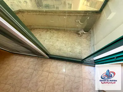 One-bedroom apartment in Al Qulaya with a prime location near all services and transportation, AED 27,000, payable in 4 or 6 installments.