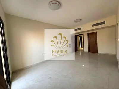 افخم شقة بالعالية عجمان، قريب جداً من مخرج محمد بن زايد، أول ساكن، غرفة ماستر وصالة، حمامان، بلكونة بإطلالة مفتوحة، مطبخ وتكييف مركزي، 35 ألف، 4 دفعات