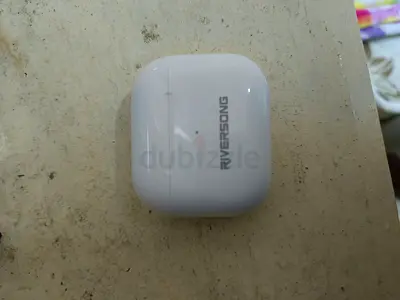 Riversong Wireless Earbuds Charging Case (Used)