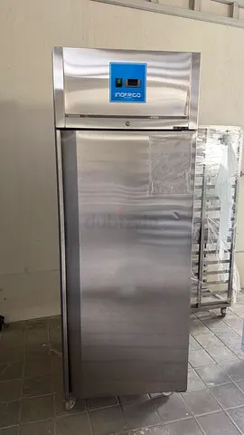 Indelpro Commercial Upright Stainless Steel Refrigerator - Single Door