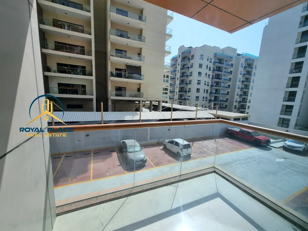 Spacious Studio in DSO | AC Free | Ready to Move