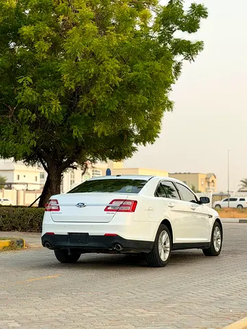 2018 FORD TAURUS 照片 9