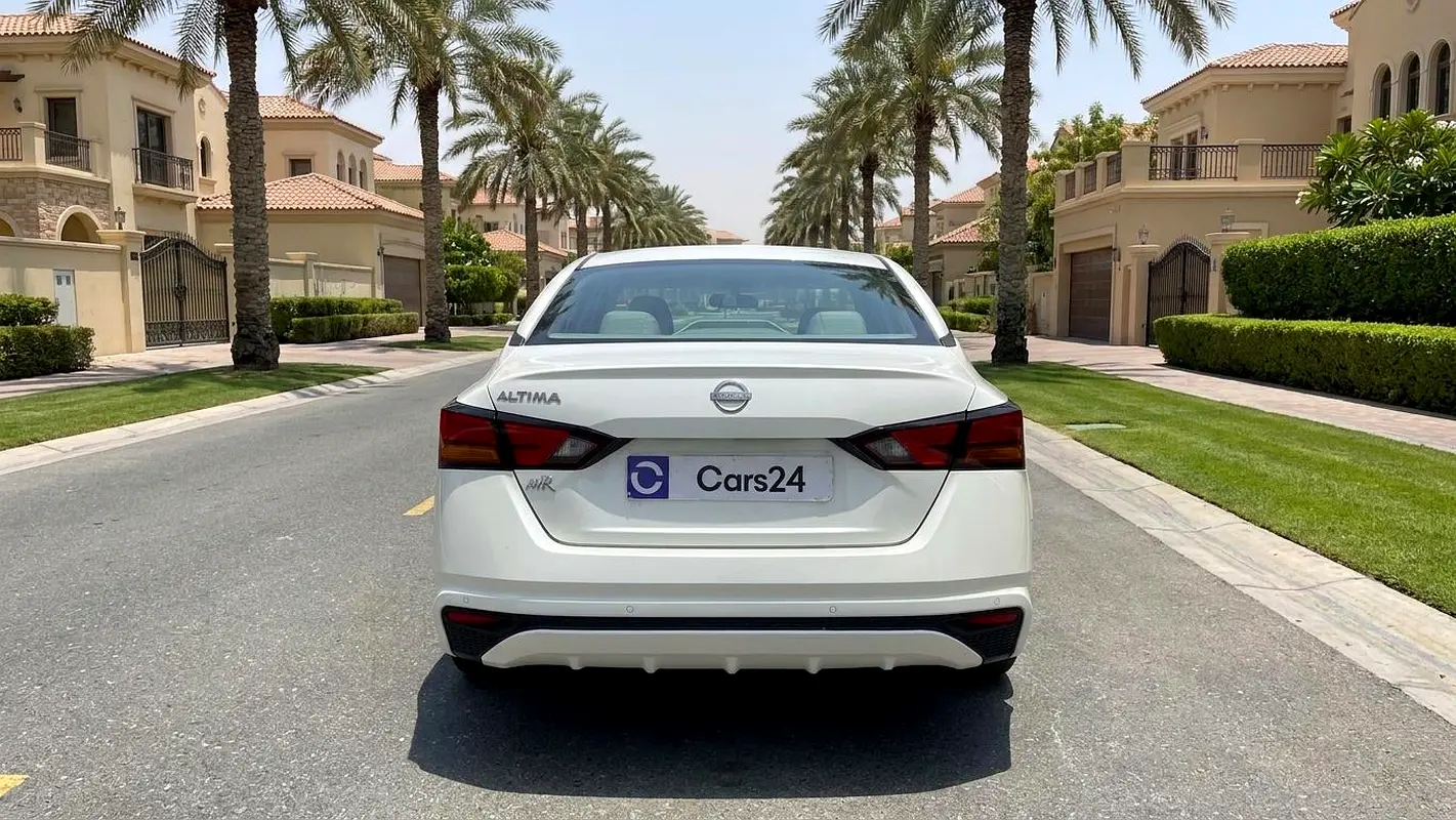 Nissan Altima 2023