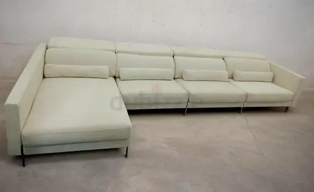 Casa Desu'S Italian brand couch for sale