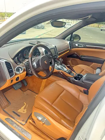 2014 Porsche CAYENNE 照片 5