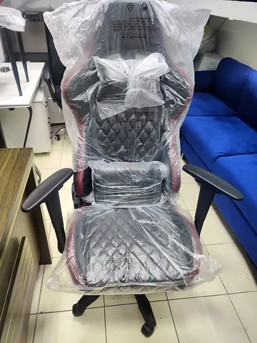 Comfortable Black & Red High-Back Office/Gaming Chair - Like New (Plastic Covered)