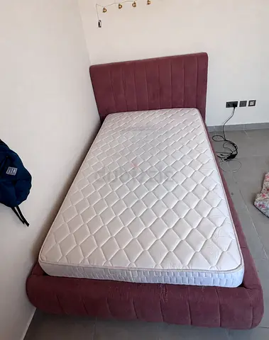 Mona Single Bed (120 x 200 cm) - Pink Upholstered, Excellent Condition