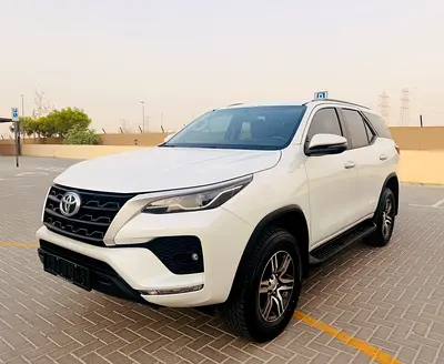 2026 Toyota FORTUNER 照片 2