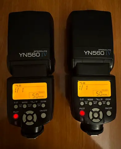 Yongnuo YN560 IV Flash Speedlite (2 units)