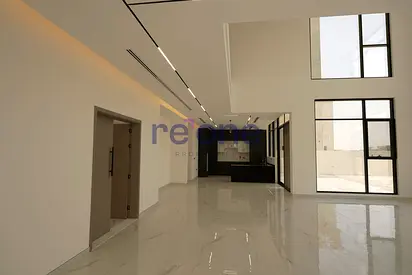 Newly Built 5BR+Maid Villa | Large Layout | Vacant