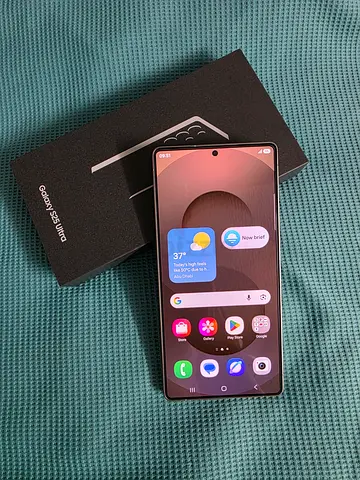 Samsung s25 ultra titanium grey color