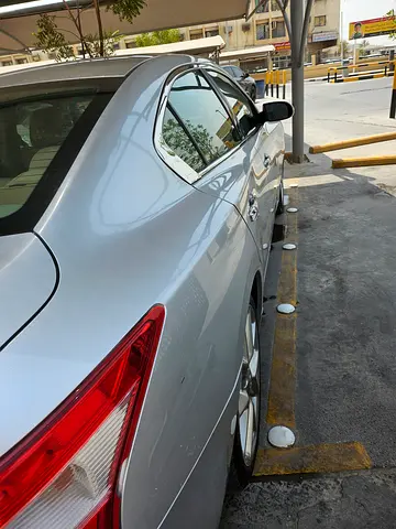 2011 Nissan MAXIMA — фото 2