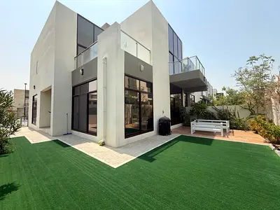Corner Unit II Biggest Layout II Landscaped