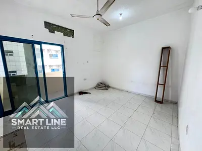 Golden Chance// 1BHK apartment with Balcony and Big kitchen// Just 28k,, Close to Mega Mall