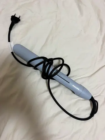 Hair straightener