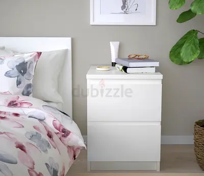 White 2-Drawer Nightstand / Bedside Table - Modern Minimalist Design