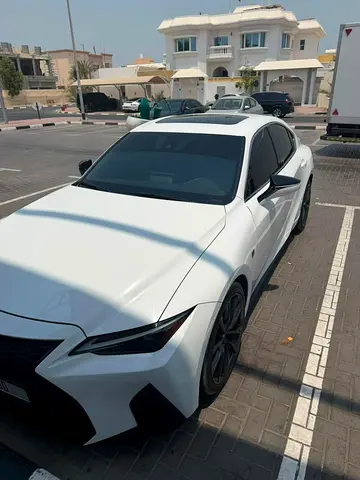 صورة مصغرة 9 لـ 2024 Lexus IS-SERIES