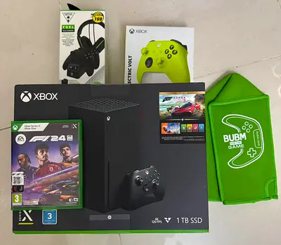 Xbox Series X 1TB Forza Horizon Edition + Extra Controller & Accessories - Used Once
